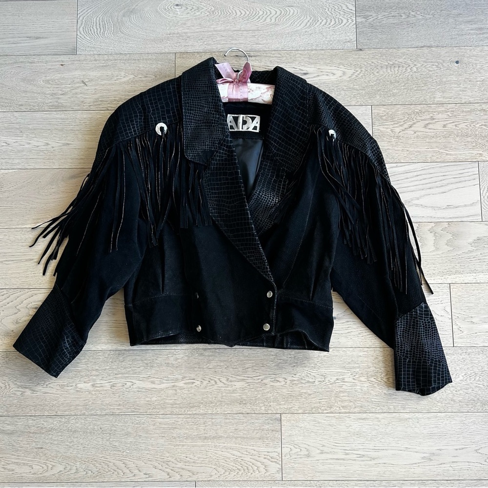 Ada Women’s Black Leather Fringe Jacket Cropped Style size S